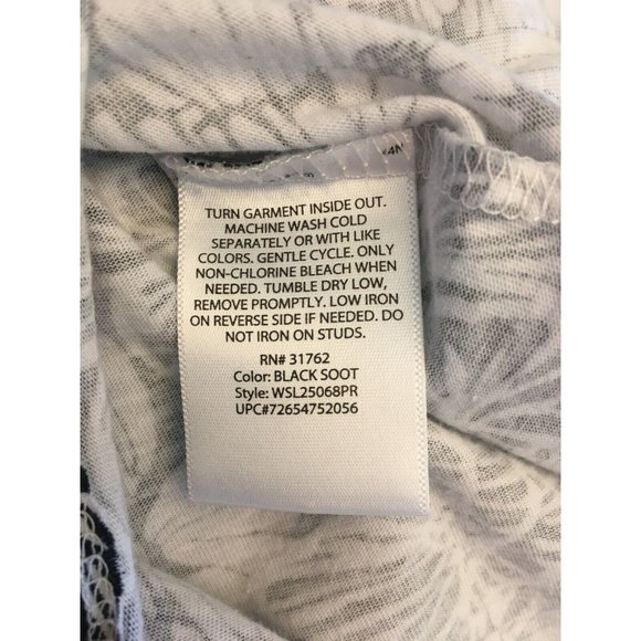 White Stag T-Shirt Beaded Black White Floral Top Medium 8 10 Casual Summer Shirt - Picture 8 of 8